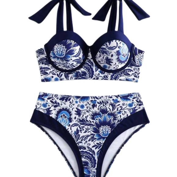 Clasé Azul Bikini - Picture 1 of 5